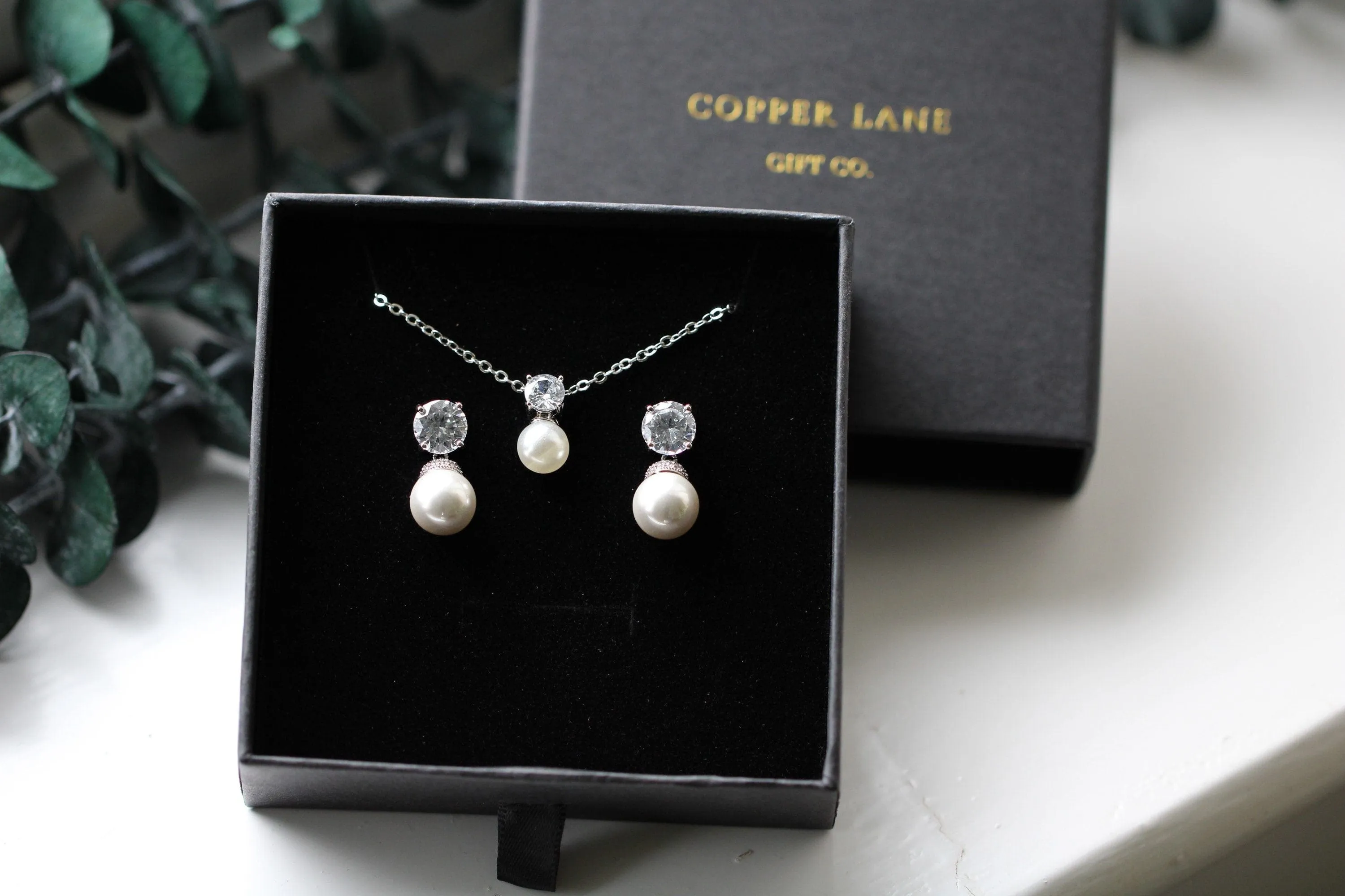 Anna Earrings