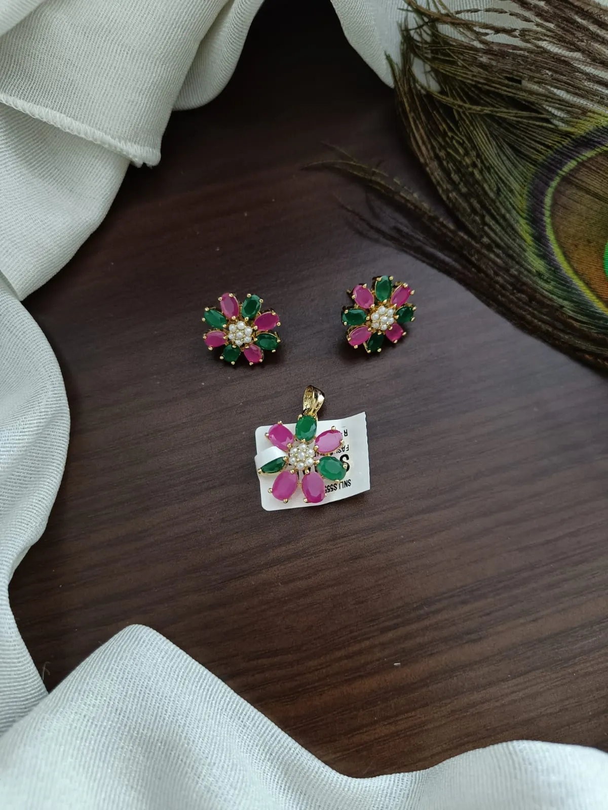 Floral Design Pendant Set with Zircon Stones