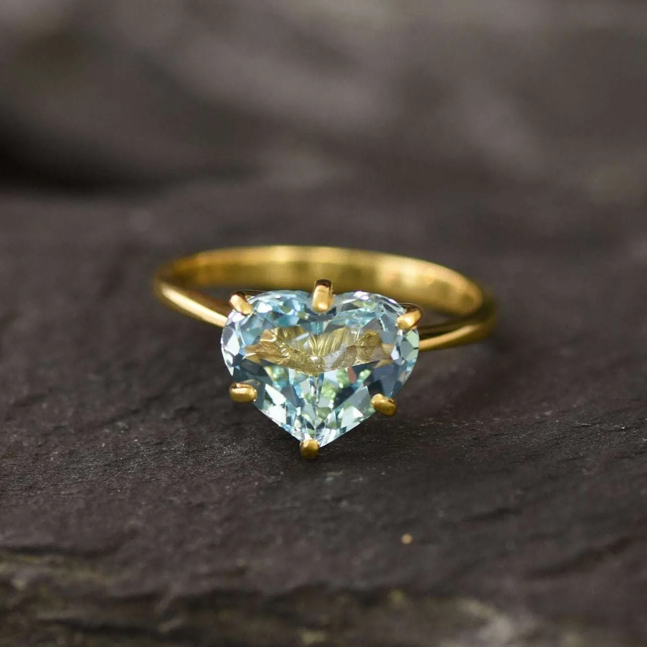 Gold Topaz Ring - Blue Heart Ring - Vintage Solitaire Ring