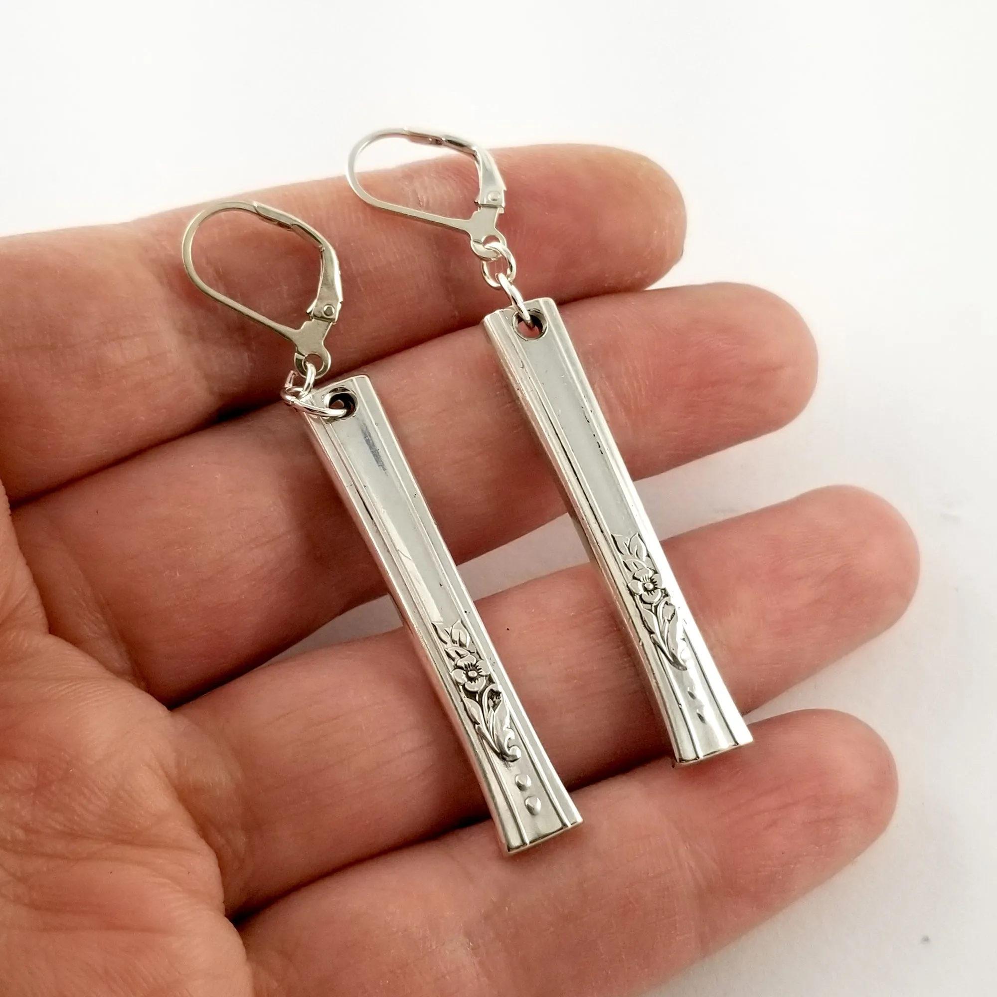 Oneida Queen Bess II Bar Spoon Earrings